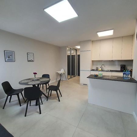 Apartament De Lux Apart 45 Grabiszynska Wroclaw Ngoại thất bức ảnh