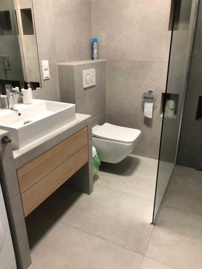 Apartament De Lux Apart 45 Grabiszynska Wroclaw Ngoại thất bức ảnh